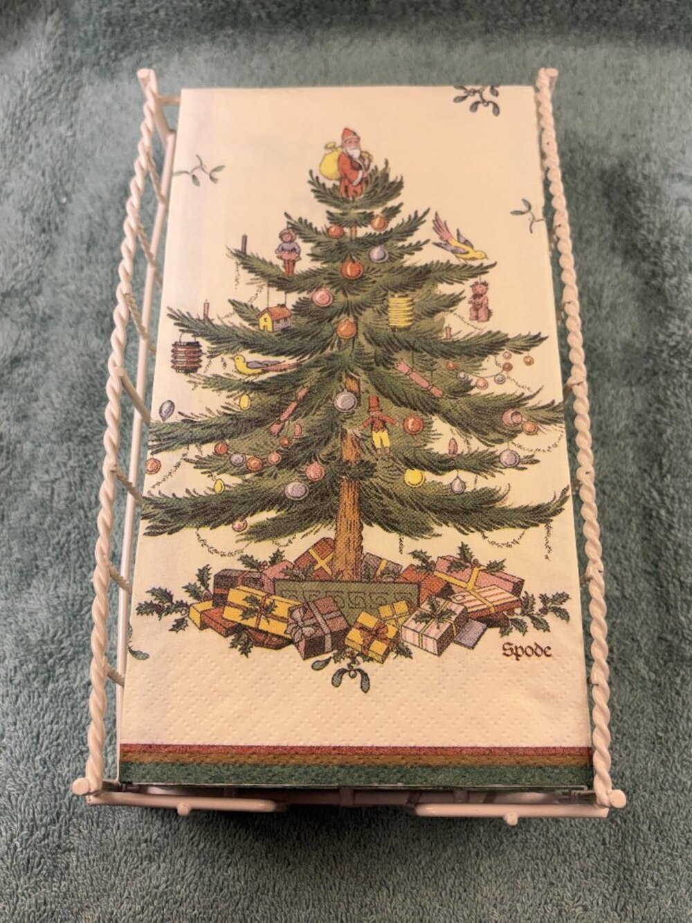Spode Christmas Tree Paper Guest Towels Napkins with Wire Caddy Basket CR Gibson